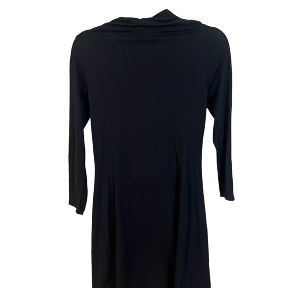 A Dress by Velvet in black and a size medium - Picture 6 of 7